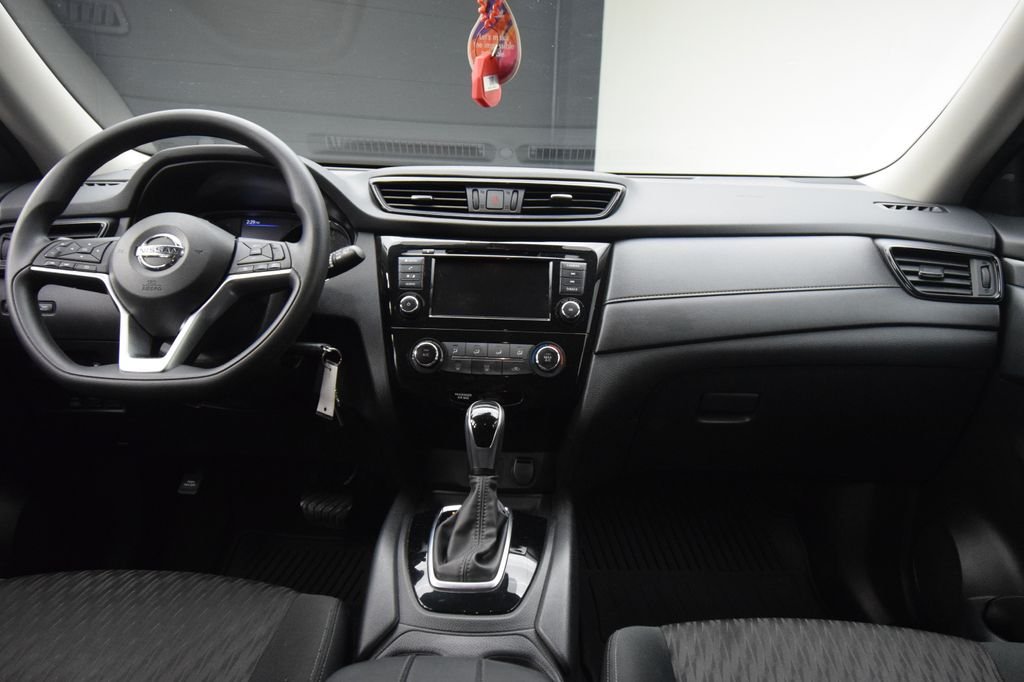 Used 2020 Black Nissan S image 3