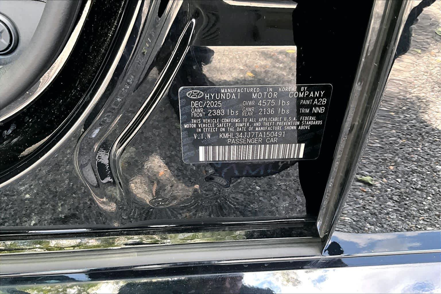 Used 2026 Abyss Black Hyundai SEL image 37