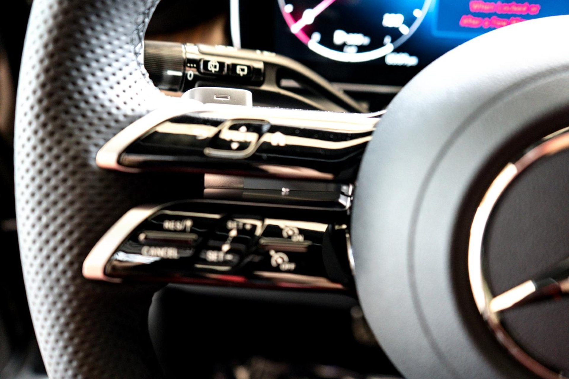 2025 Mercedes-Benz GLC Base - Photo 15
