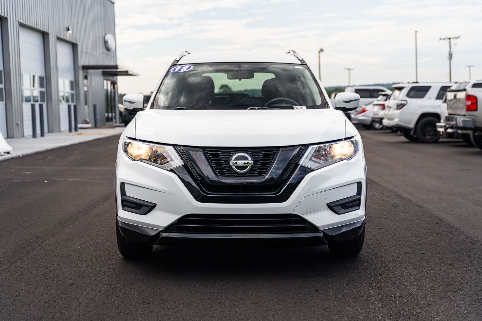 Certified 2018 Nissan Rogue SV with VIN KNMAT2MT6JP582853 for sale in Graniteville, SC