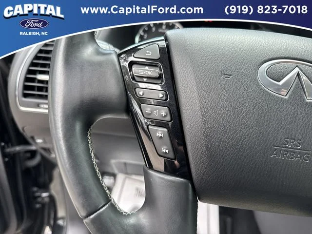 Used 2023 Black INFINITI Premium Select image 23