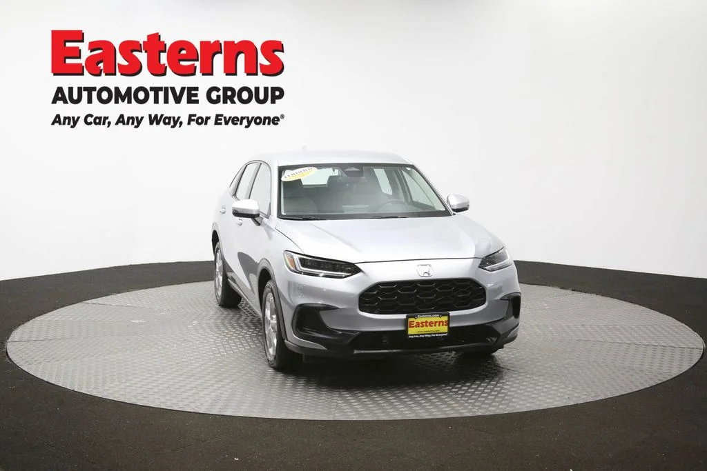 Used 2025 Silver Honda LX image 49