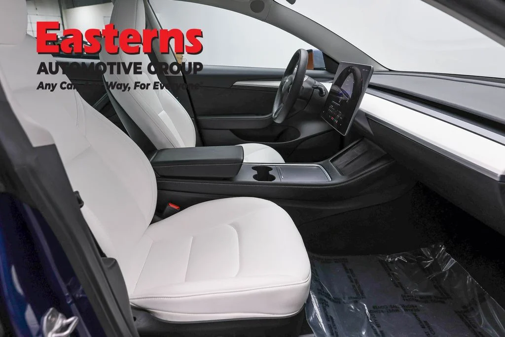 Used 2023 Blue Tesla Base image 18