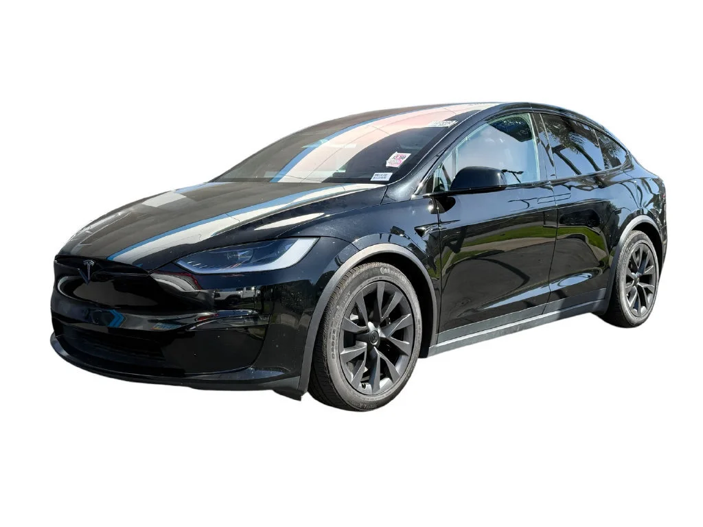 Used 2024  Tesla NA image 11