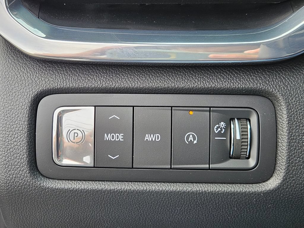 2026 GMC Acadia Denali - Photo 31