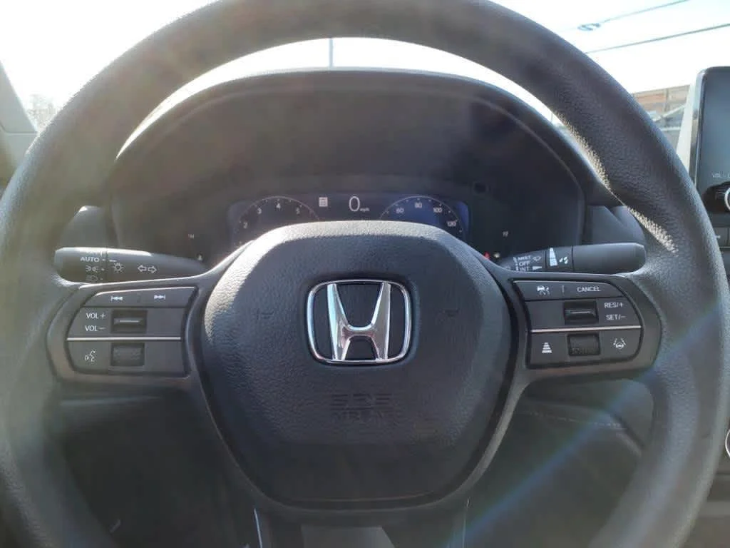 New 2026 Platinum White Pearl Honda LX image 10