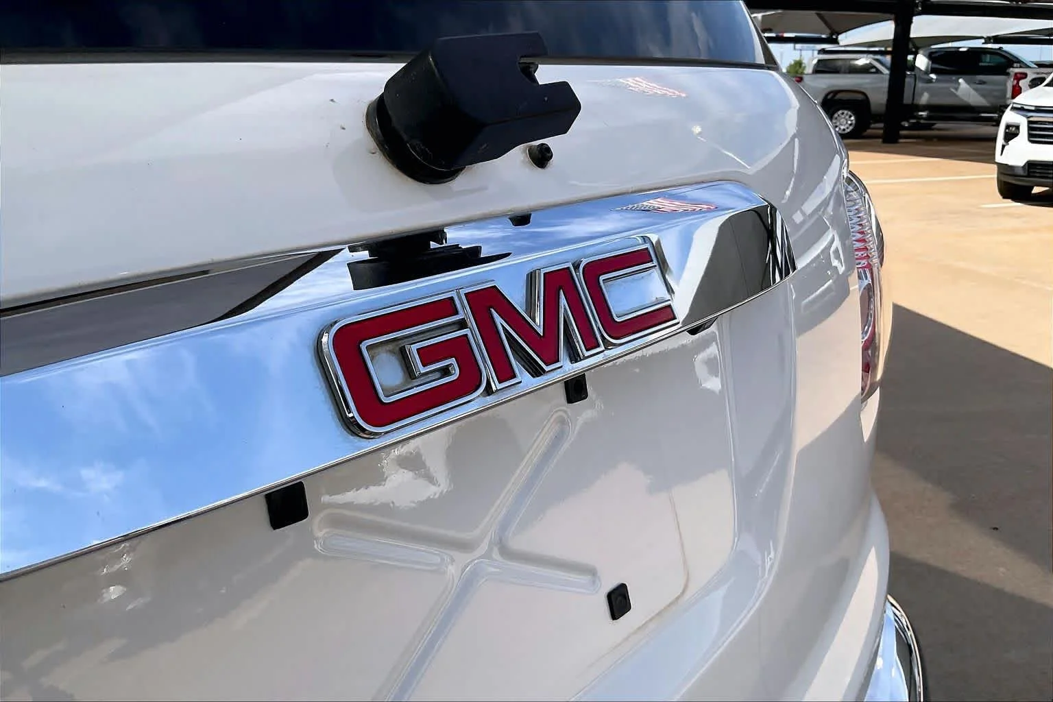 Used 2011 Summit White GMC SLT1 image 28