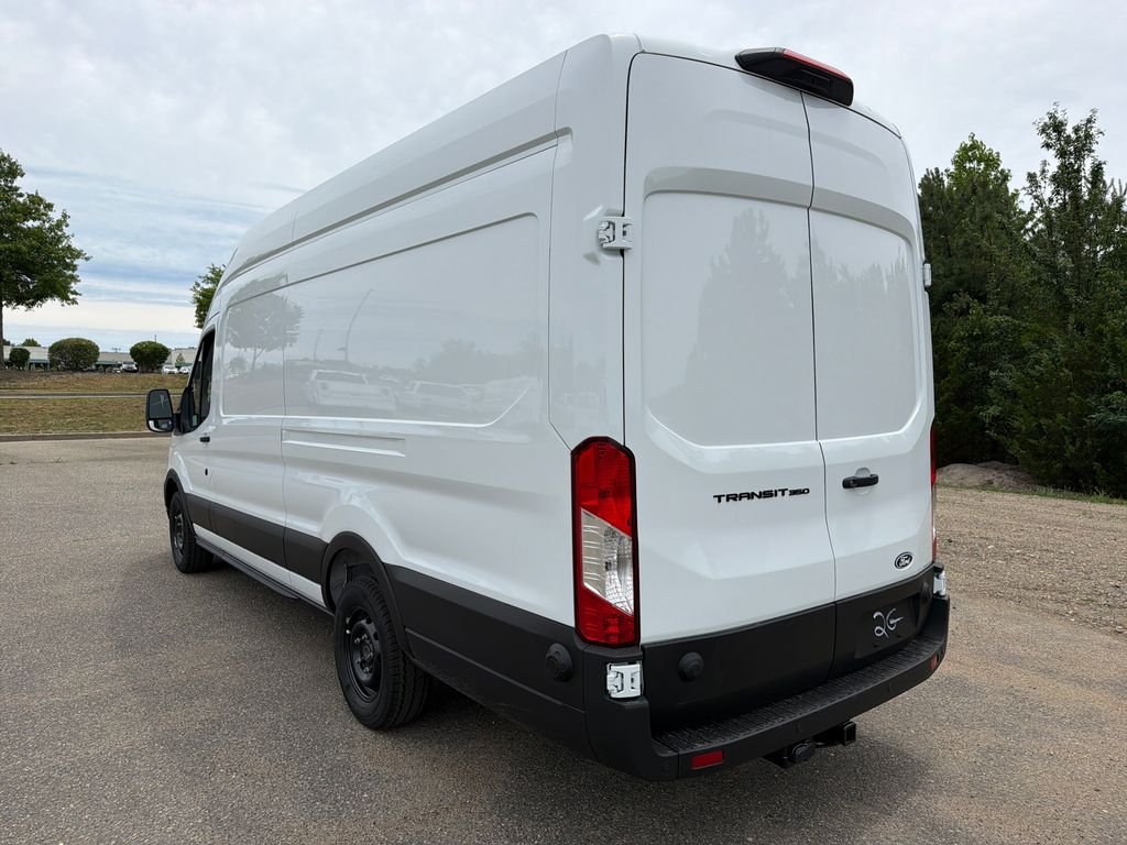 New 2026 Oxford White Ford Cargo Van image 4