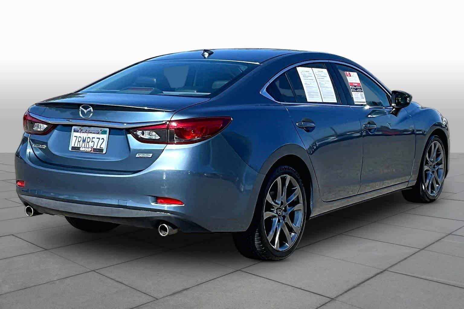 Used 2016 Blue Reflex Mica Mazda i Grand Touring image 12