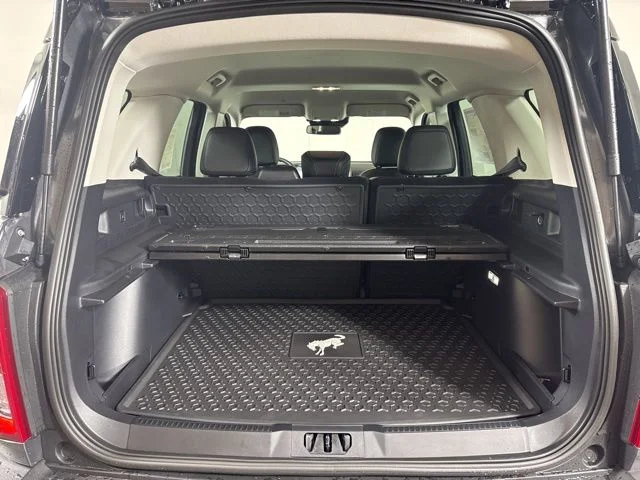 New 2025 Carbonized Gray Metallic Ford Outer Banks image 21
