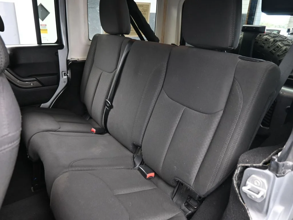 Used 2016 Billet Silver Metallic Clearcoat Jeep Unlimited Sport image 30