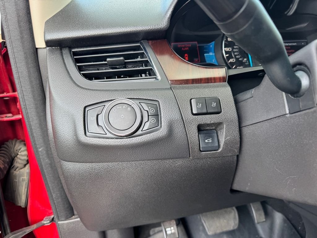 Used 2012 Red Ford Limited image 18