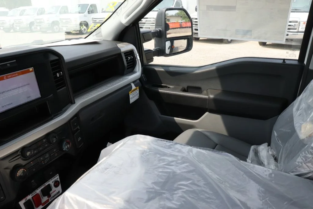 2025 Ford F-550 Super Duty Chassis Cab XL - Photo 13