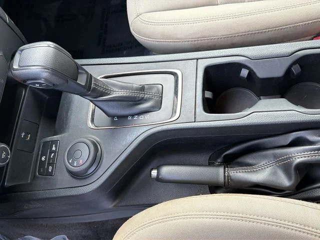 Used 2019 Gray Ford XLT image 25