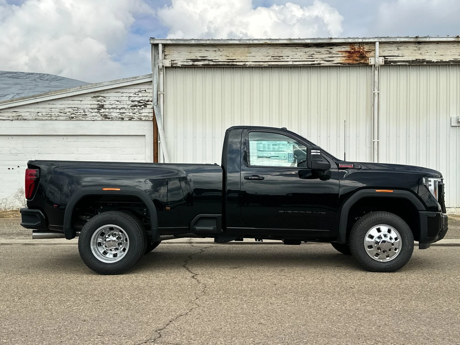 New 2026 Onyx Black GMC SLE DRW image 3