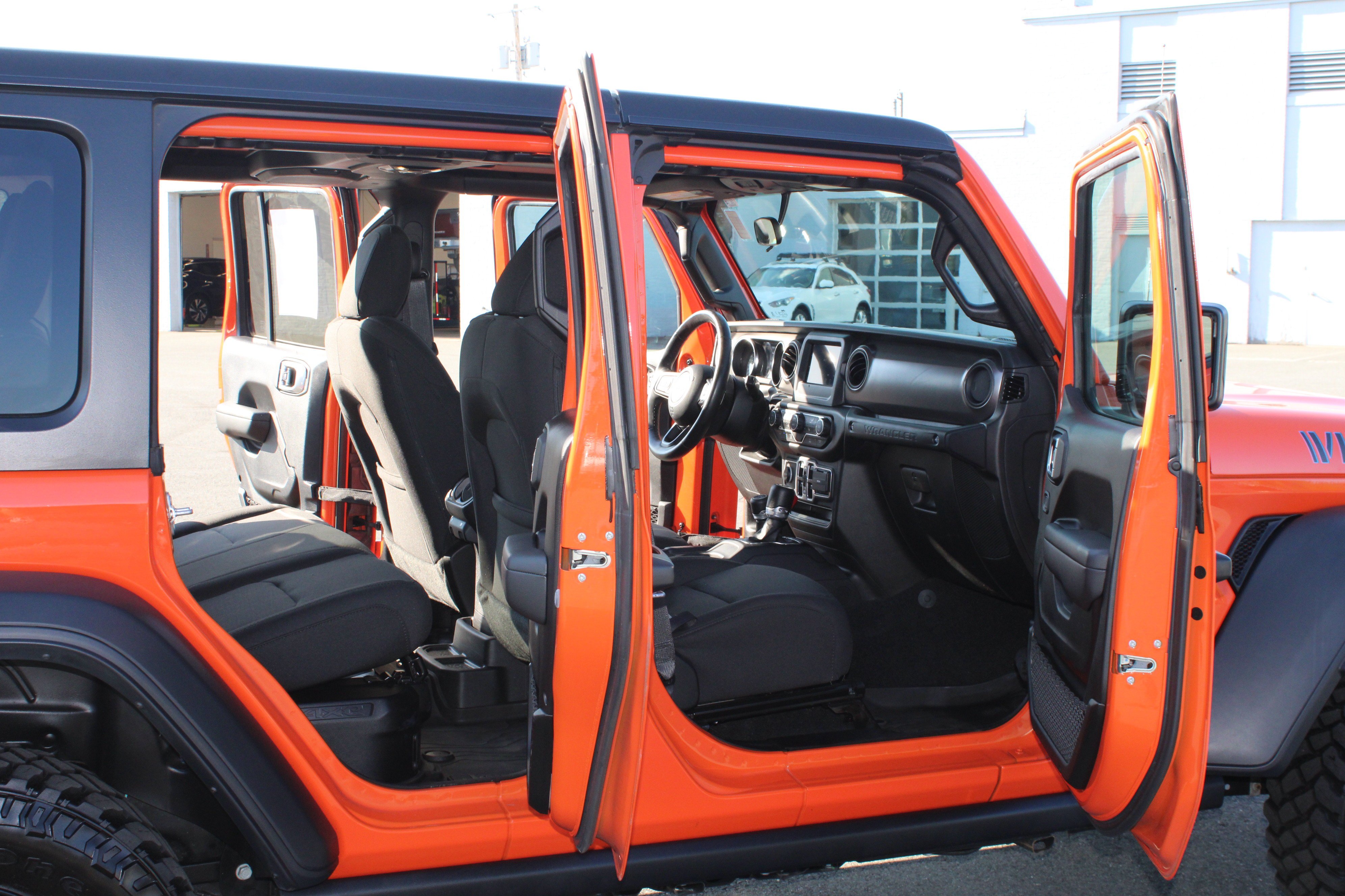 Used 2023 Punkn Metallic Clearcoat Jeep  image 17