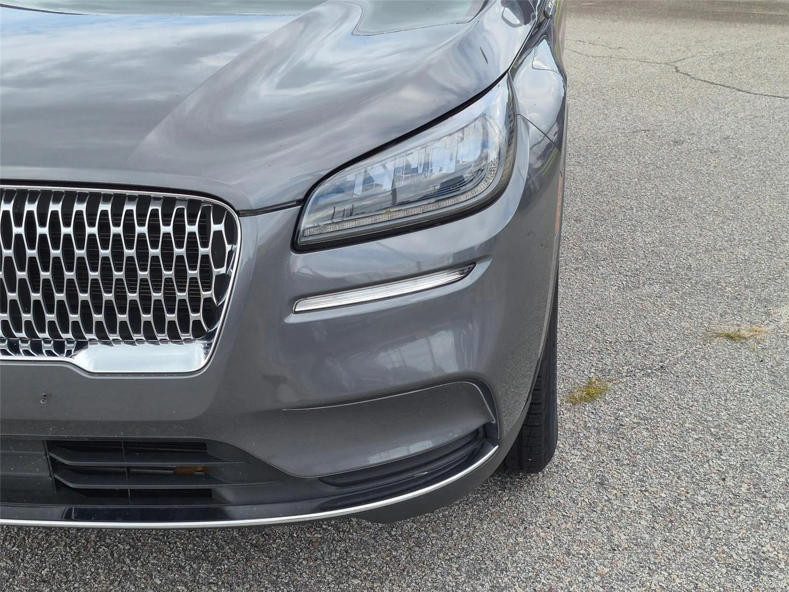 Used 2022 Asher Gray Metallic Clearcoat Lincoln Standard image 9