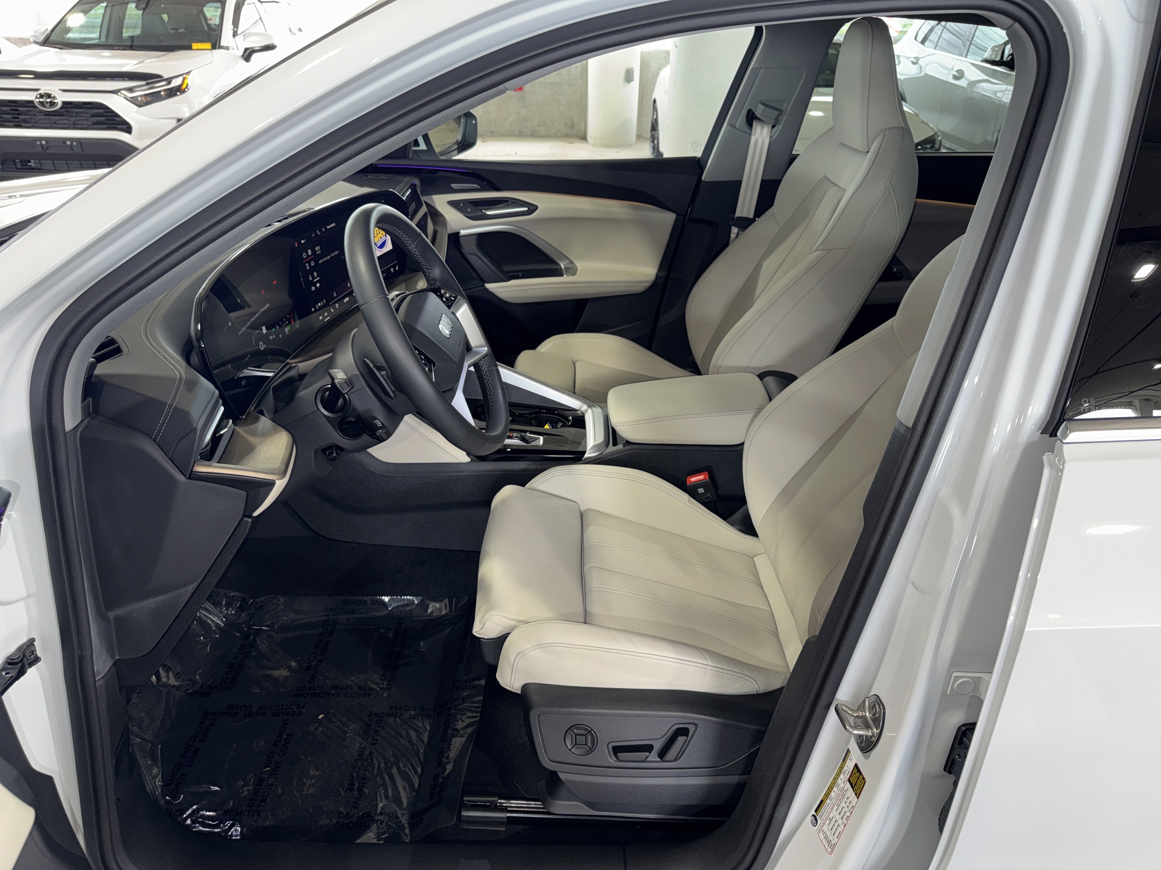 Used 2025 Arkona White Audi Prestige image 19