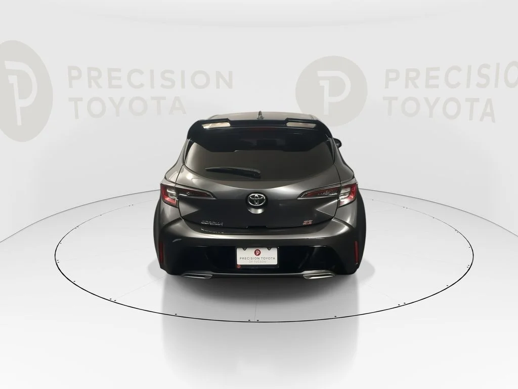 Used 2021 Magnetic Gray Metallic Toyota SE image 17