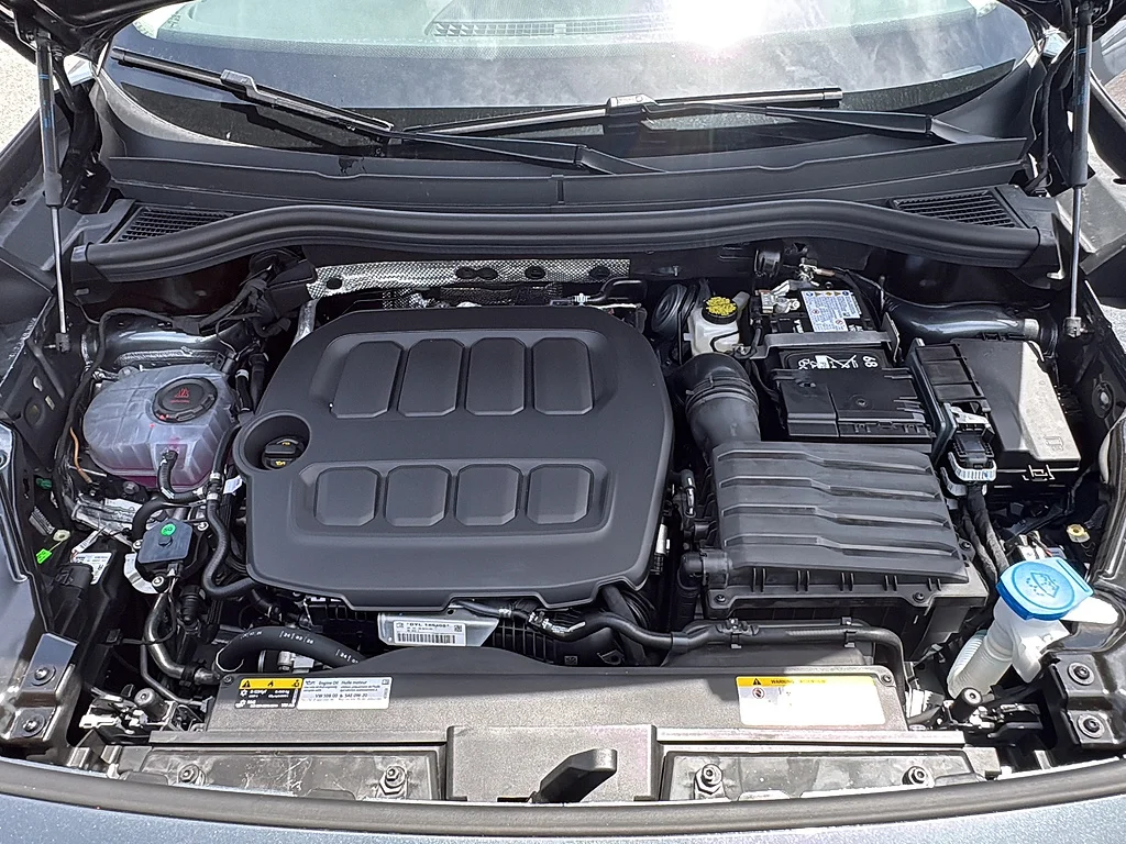 New 2026 Platinum Gray Metallic Volkswagen SE FWD image 34