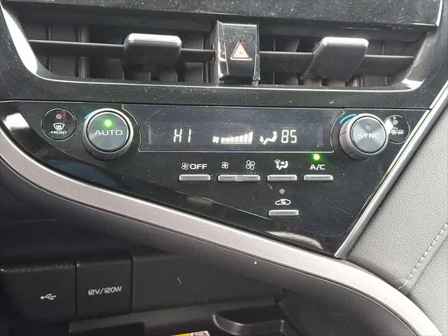 2024 Toyota Camry XLE - Photo 15