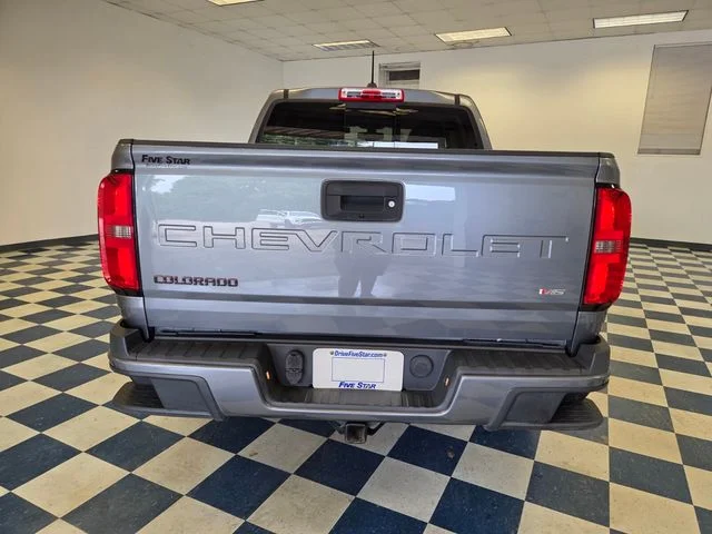 Used 2021 Gray Chevrolet LT image 6