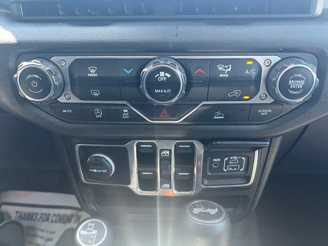 Used 2024 Black Jeep Sport S image 19