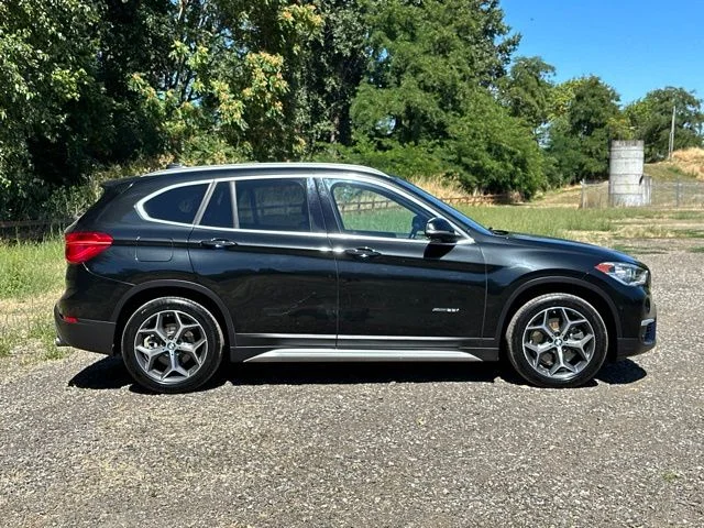 2017 BMW X1 28i - Photo 10