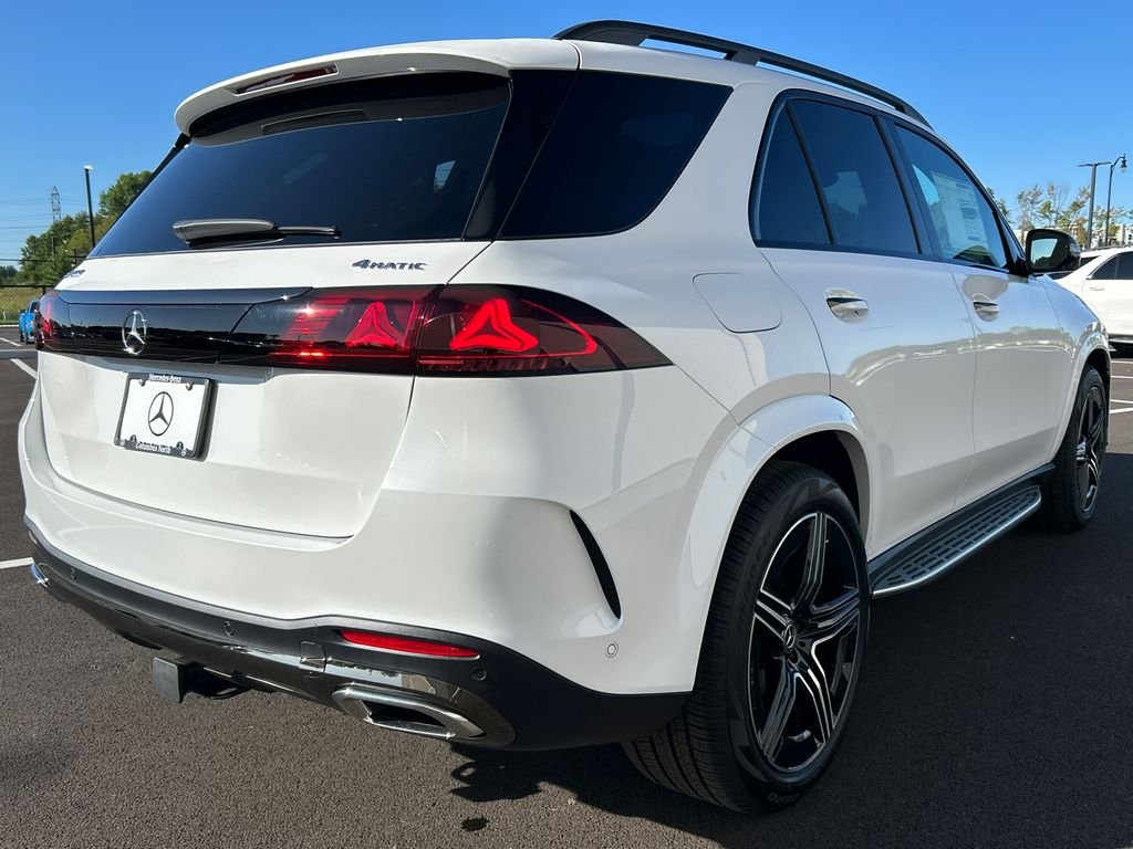 New 2027 MANUFAKTUR Moonlight White Metallic Mercedes-Benz GLE 450 image 8