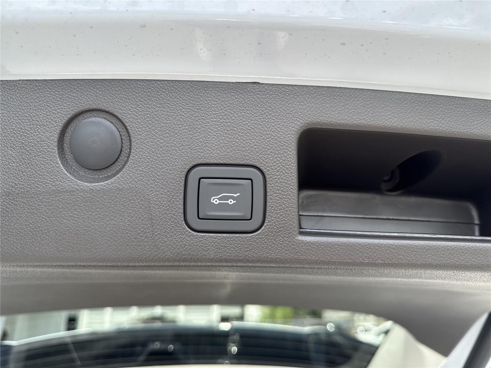 New 2026 Glacier White Tricoat GMC Denali image 36