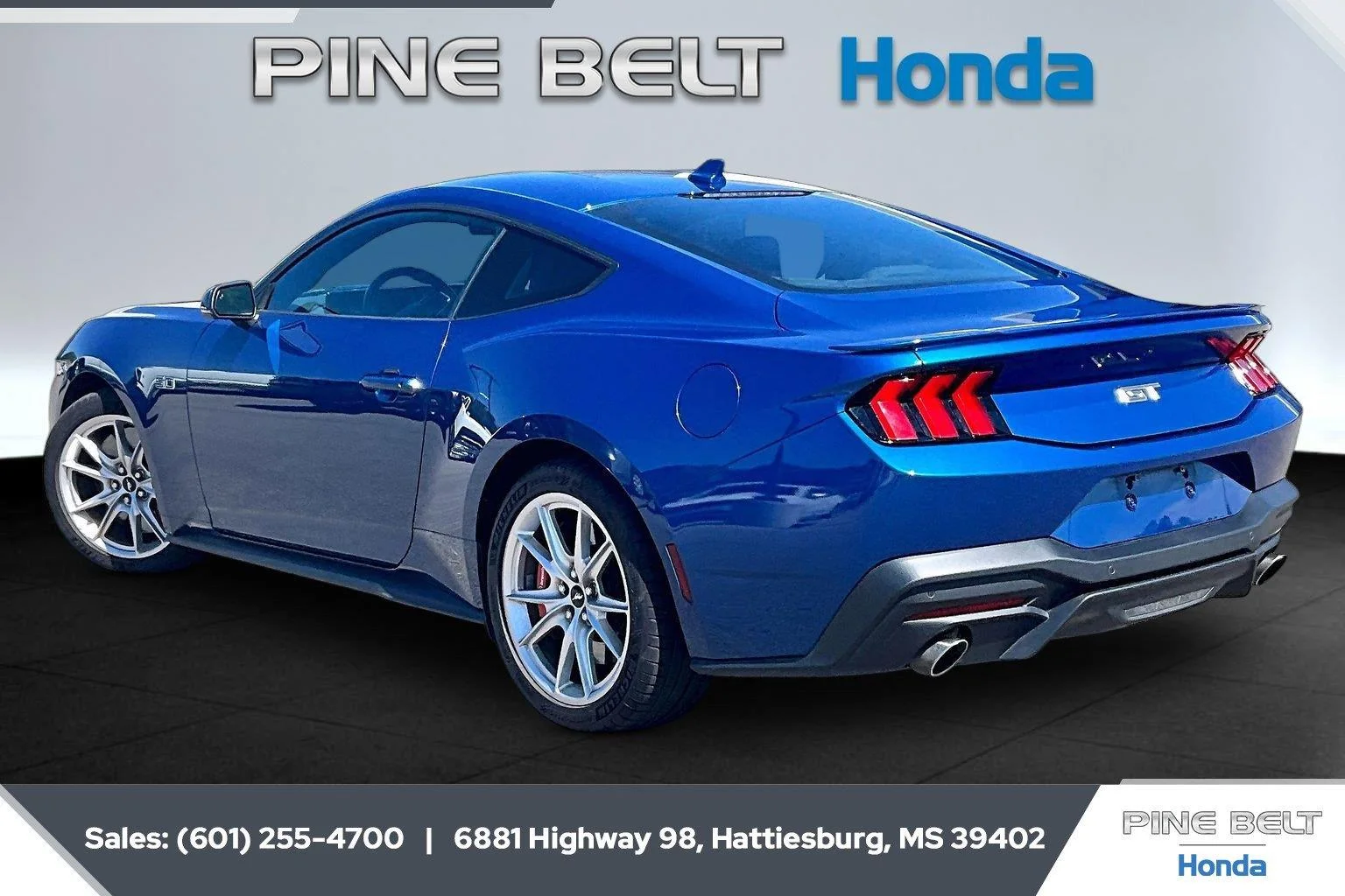 Used 2024 Atlas Blue Ford GT Premium image 2