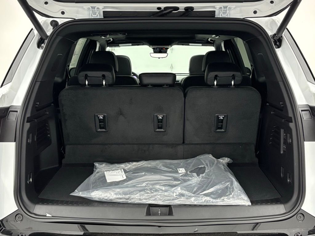New 2026 Summit White Buick Sport Touring image 11