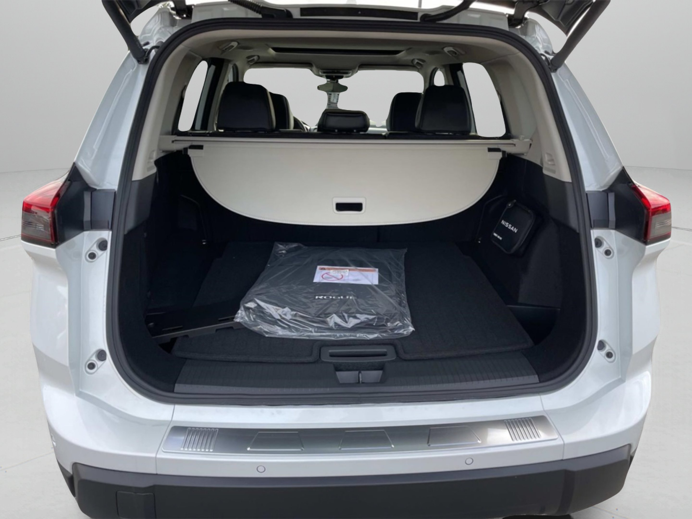 2026 Nissan Rogue SV - Photo 18