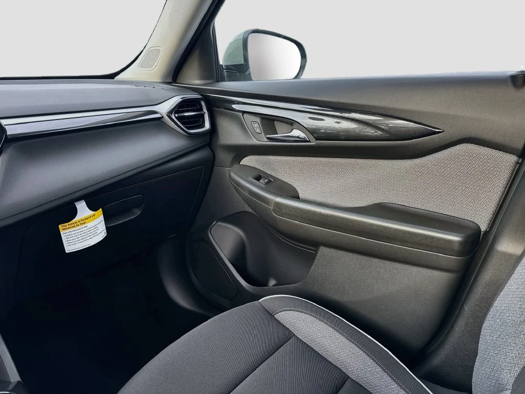 Used 2026 Green Chevrolet LT image 26