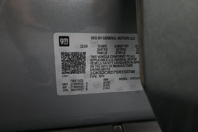 Used 2025 Silver GMC AT4 image 53