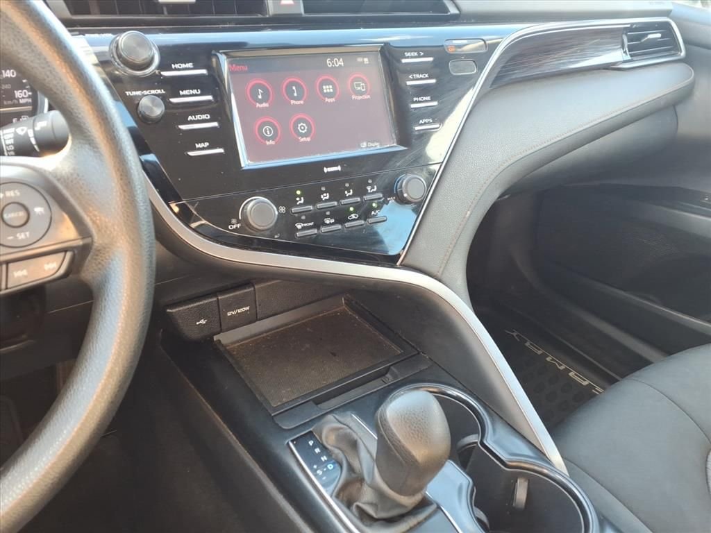 Used 2020 Silver Toyota LE image 26
