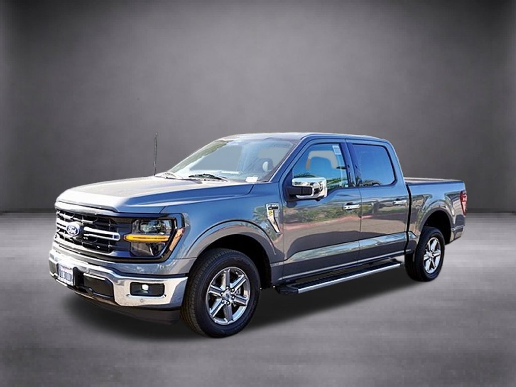 Used 2024 Gray Ford XLT image 9