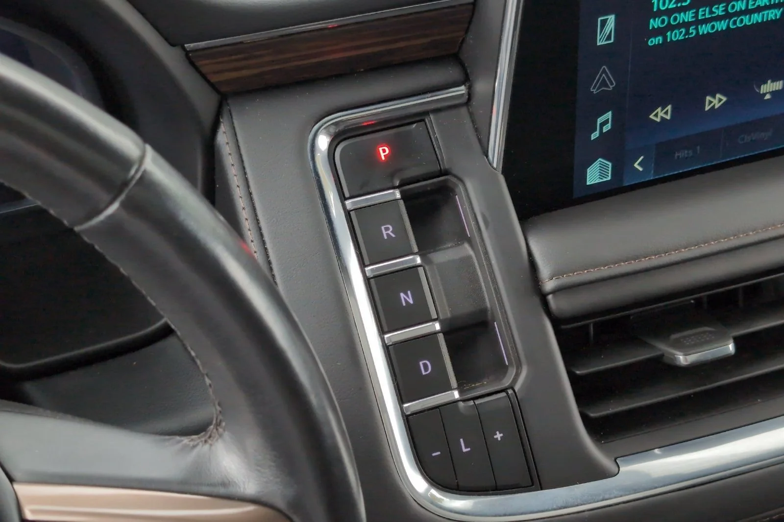 Used 2024 Sterling Gray Metallic Chevrolet High Country image 25