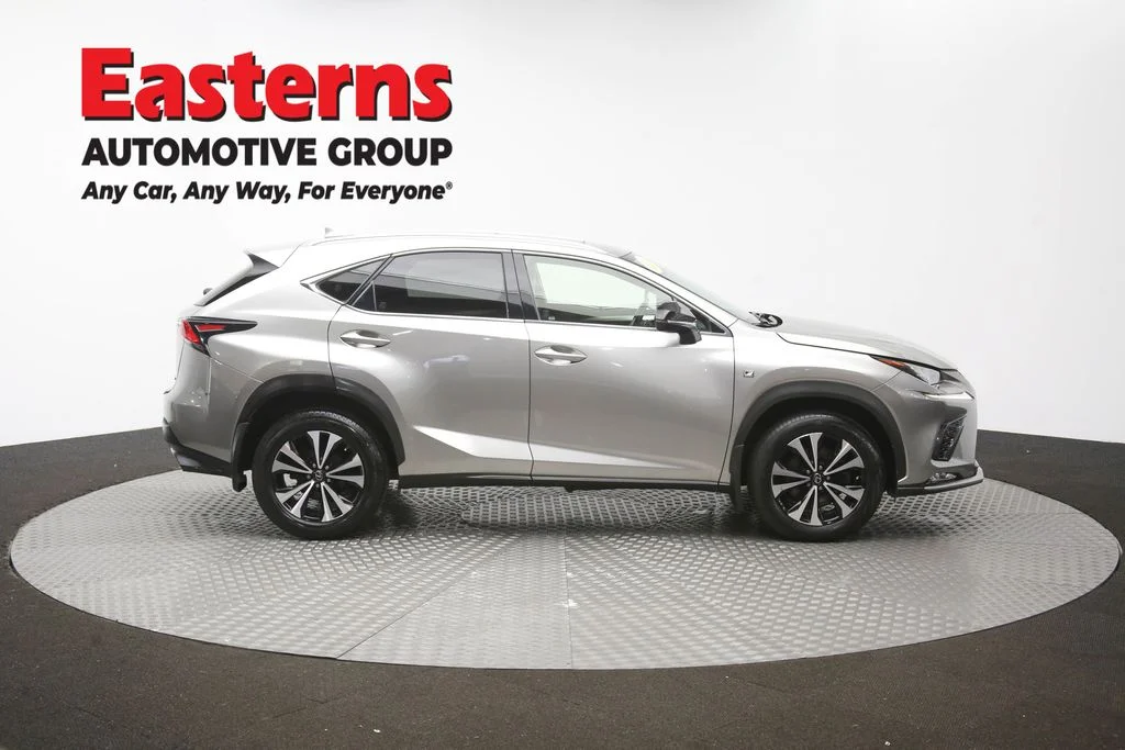 Used 2018 Silver Lexus 300 Base image 41