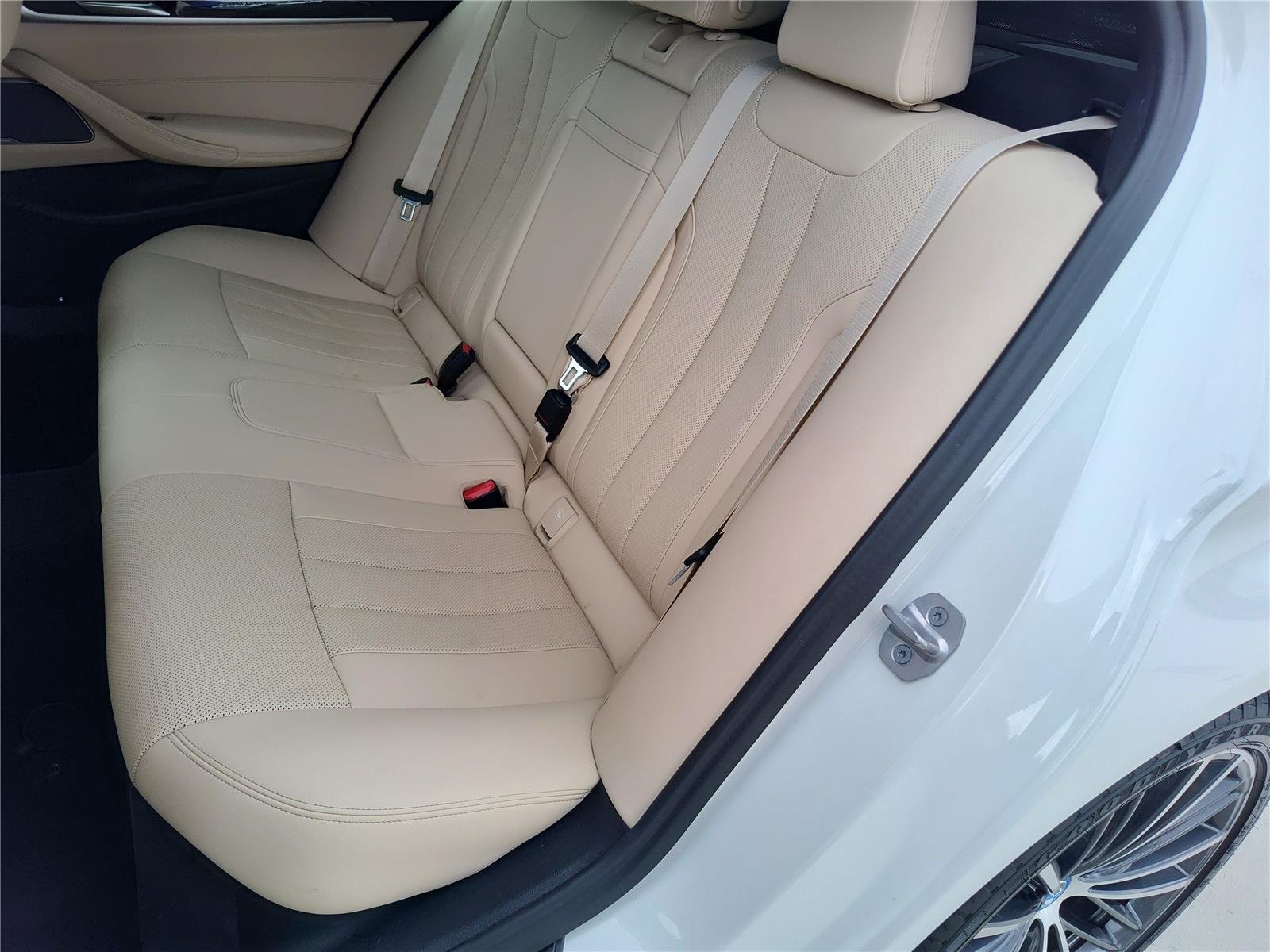 Certified Used 2023 Alpine White BMW 530e image 24