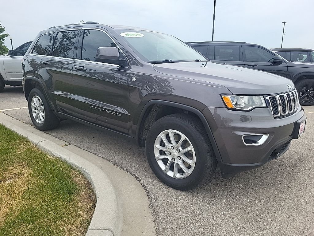 Certified Used 2021 Gray Jeep Laredo E image 7