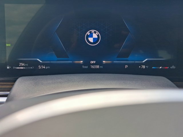 Used 2025 Gray BMW sDrive40i image 18