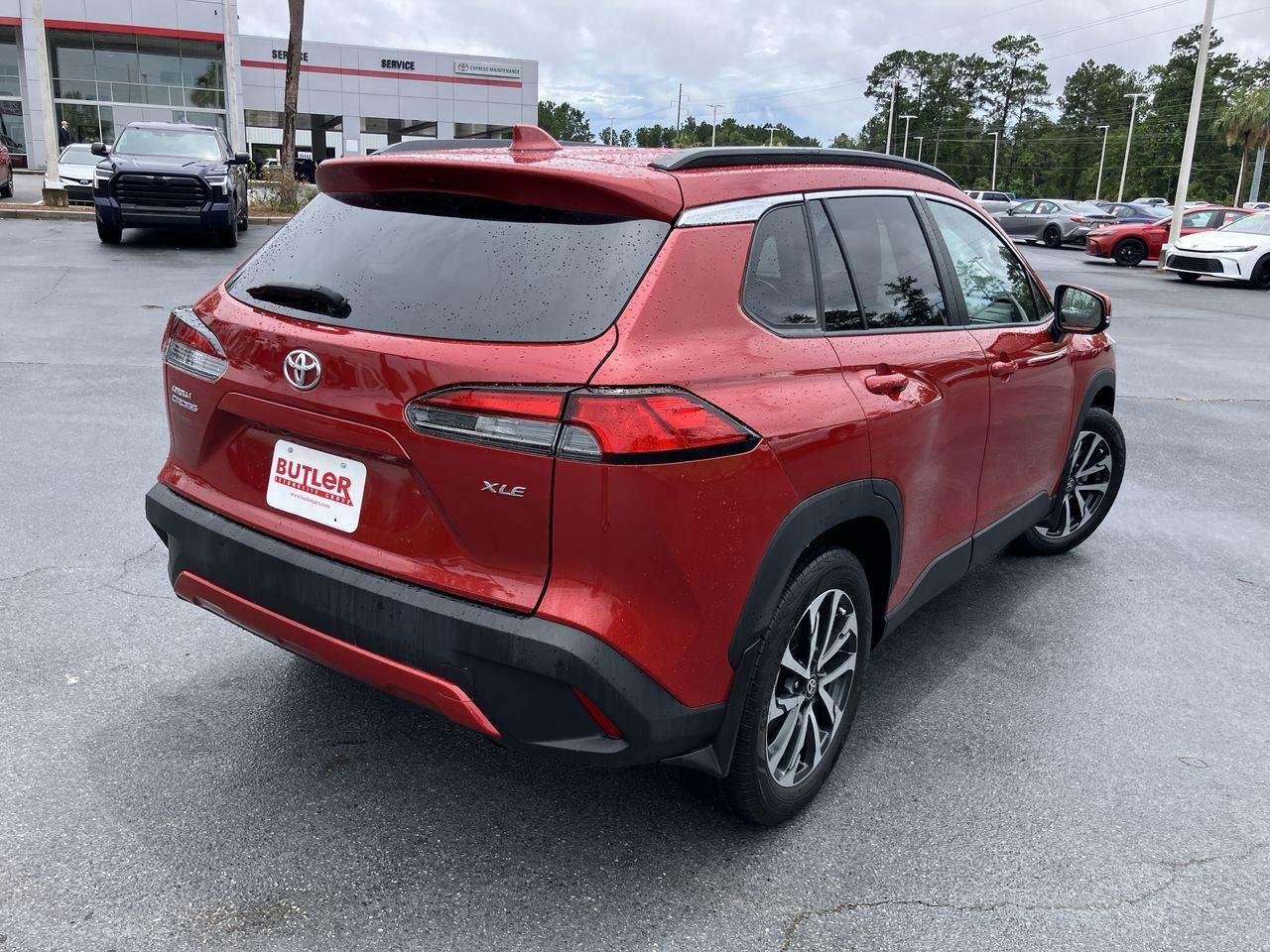 Used 2024 Red (Barcelona Red Metallic) Toyota XLE image 5