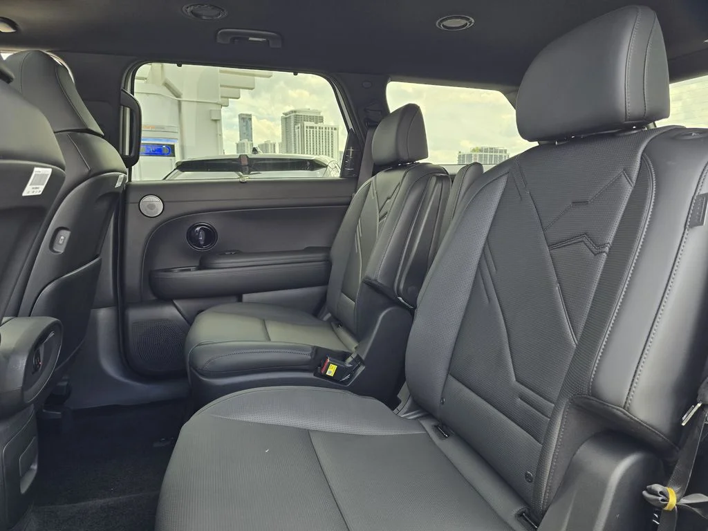 New 2026 White Hyundai XRT Pro image 13