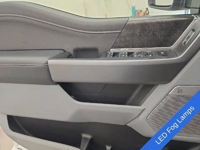 New 2026 Oxford White Ford F-250® XLT image 41