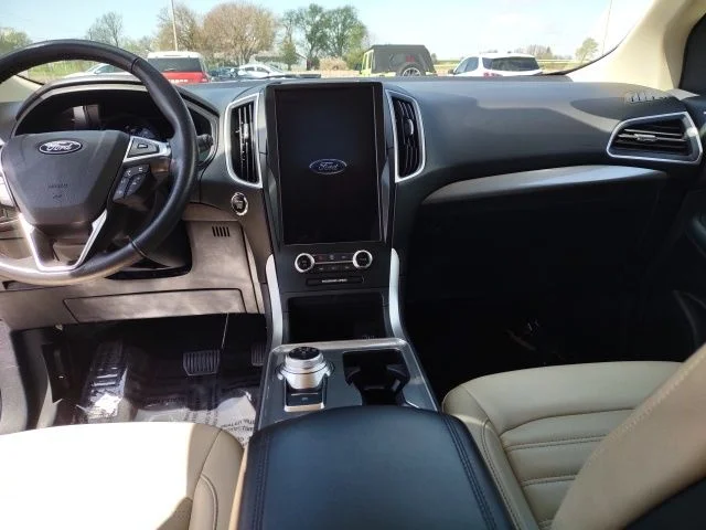 Used 2024 Gray Metallic Ford SEL image 14