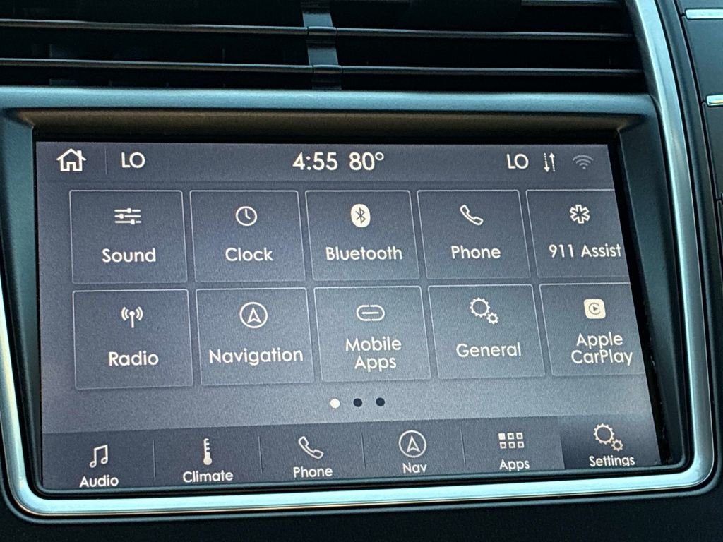 Used 2020 Gray Lincoln Reserve image 39