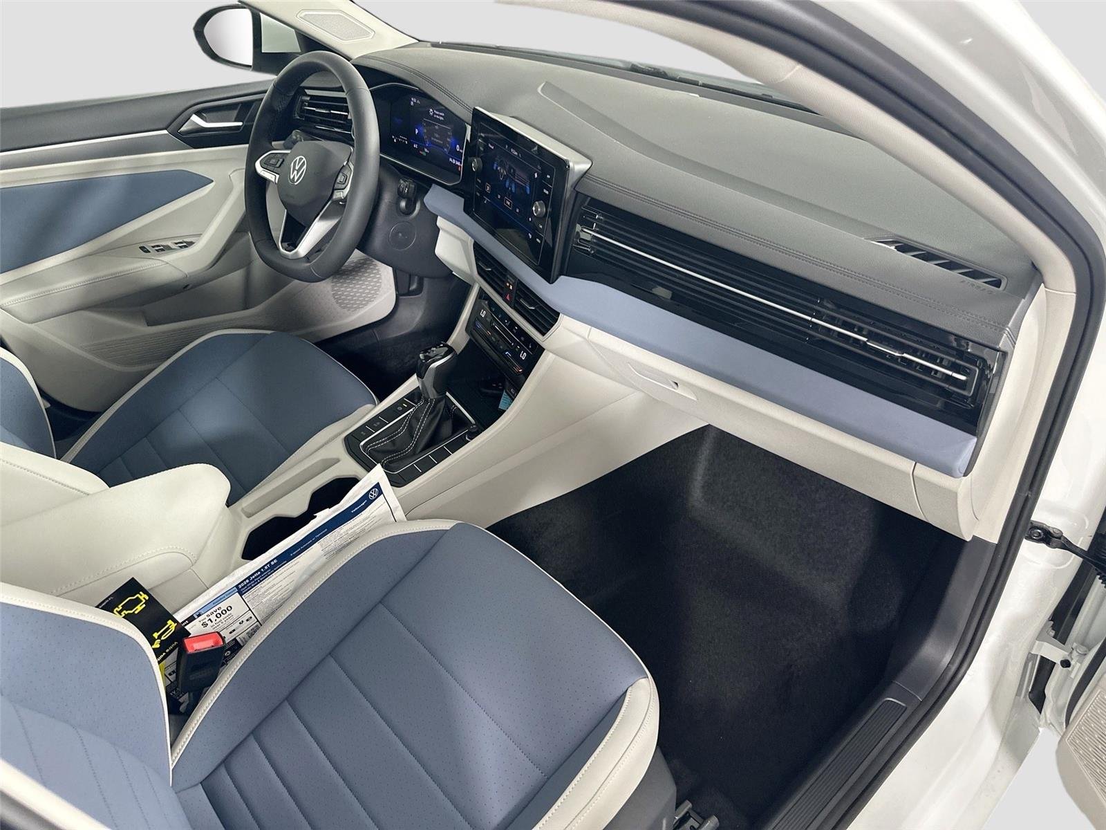 New 2026 Opal White Pearl Volkswagen SE image 29