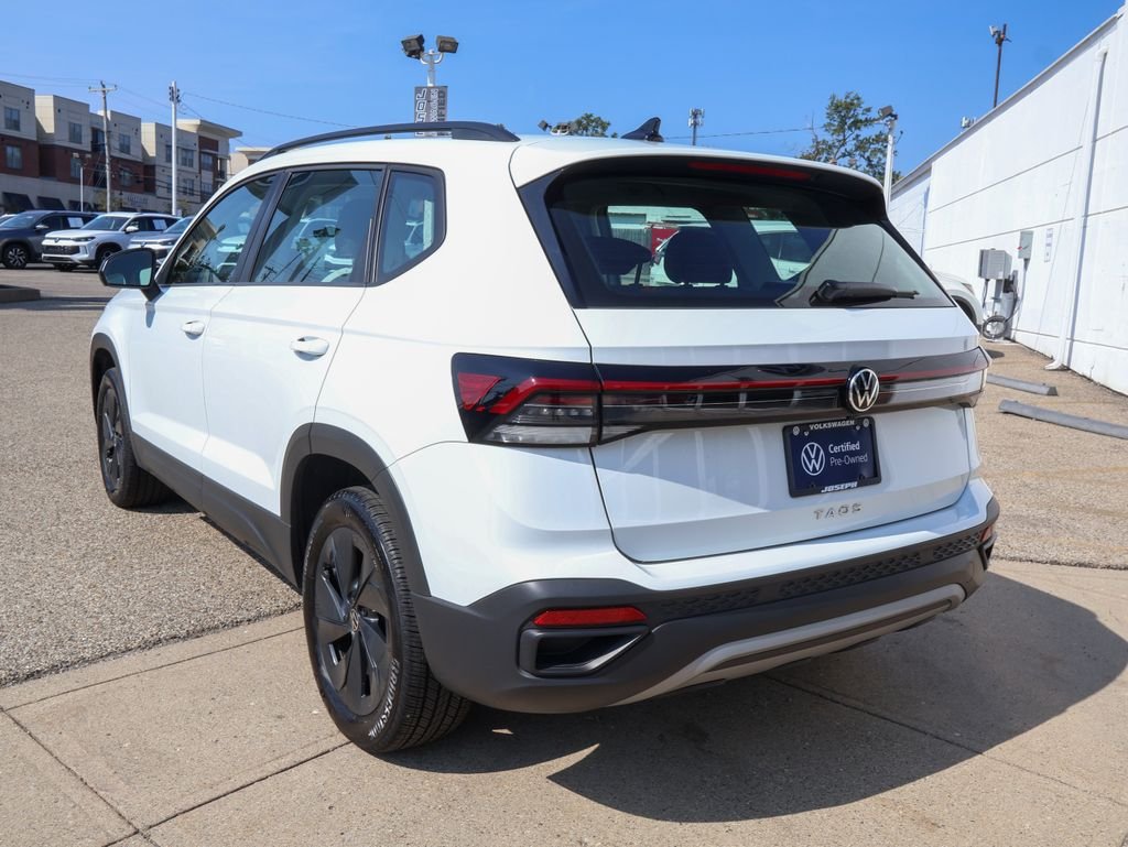 Certified Used 2025 White Volkswagen 1.5T S image 3
