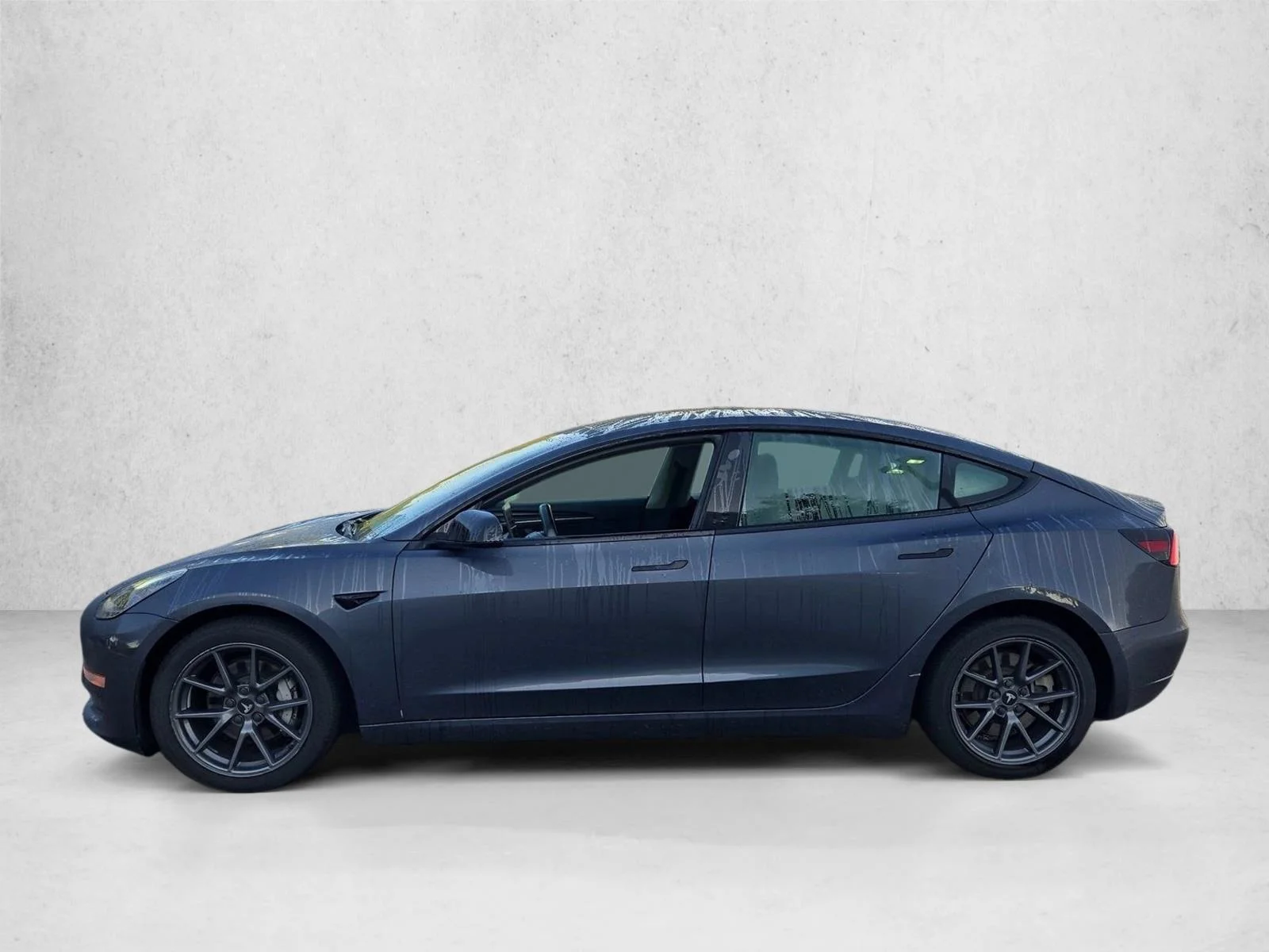 Used 2022 Silver/Gray Tesla Long Range image 8